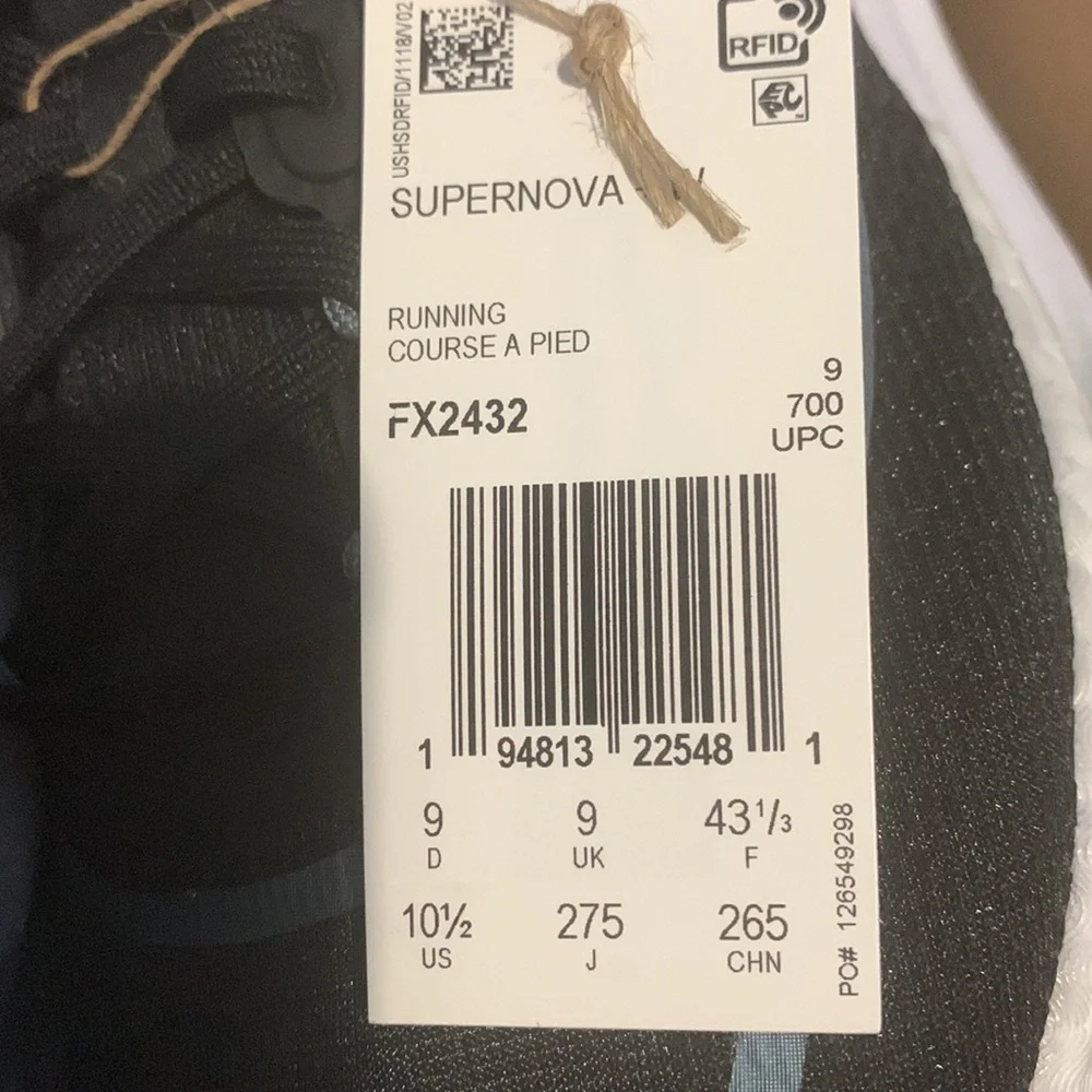 Adidas supernova plus running shoes. - Picture 8 of 8